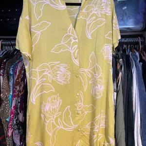 YirehxOceans End Hawaii collab Rhea Dress in protea